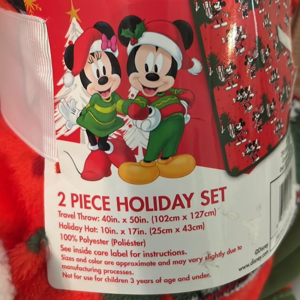 Disney 2 Piece Holiday Set  New